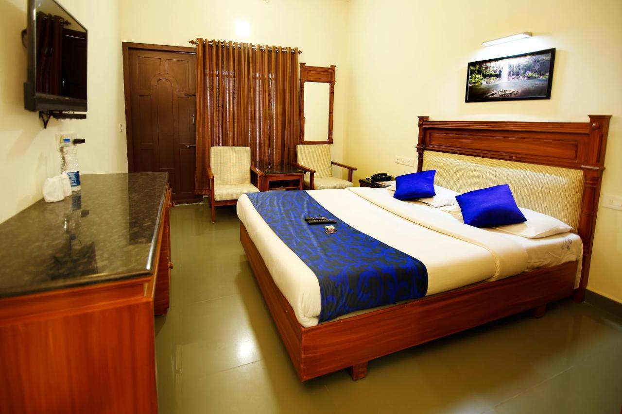 Del-679 Hotel Munnar Exterior photo